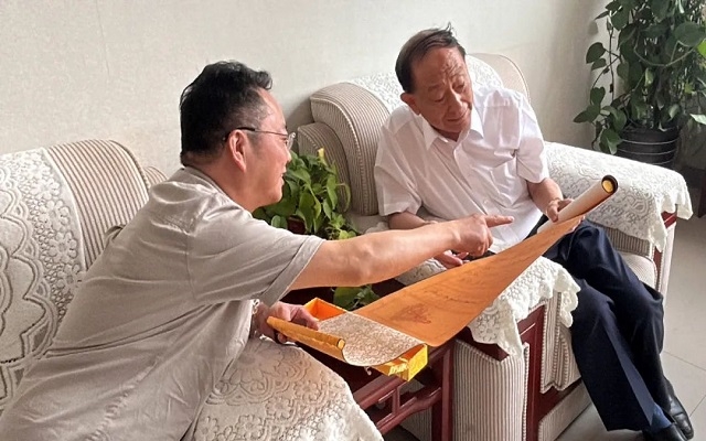 國醫(yī)大師傳承人與艾詩特建聯(lián)合作創(chuàng)新名方，獲國醫(yī)大師高度認可！